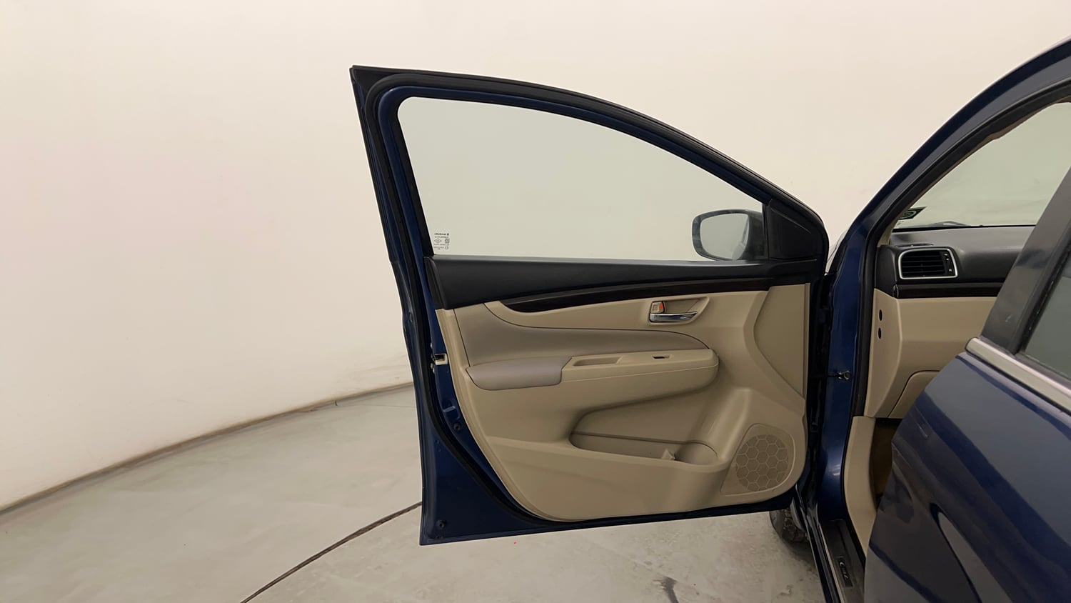 Used 2017 Maruti Suzuki Ciaz Alpha 1.4 AT Petrol Automatic interior LEFT FRONT DOOR OPEN VIEW