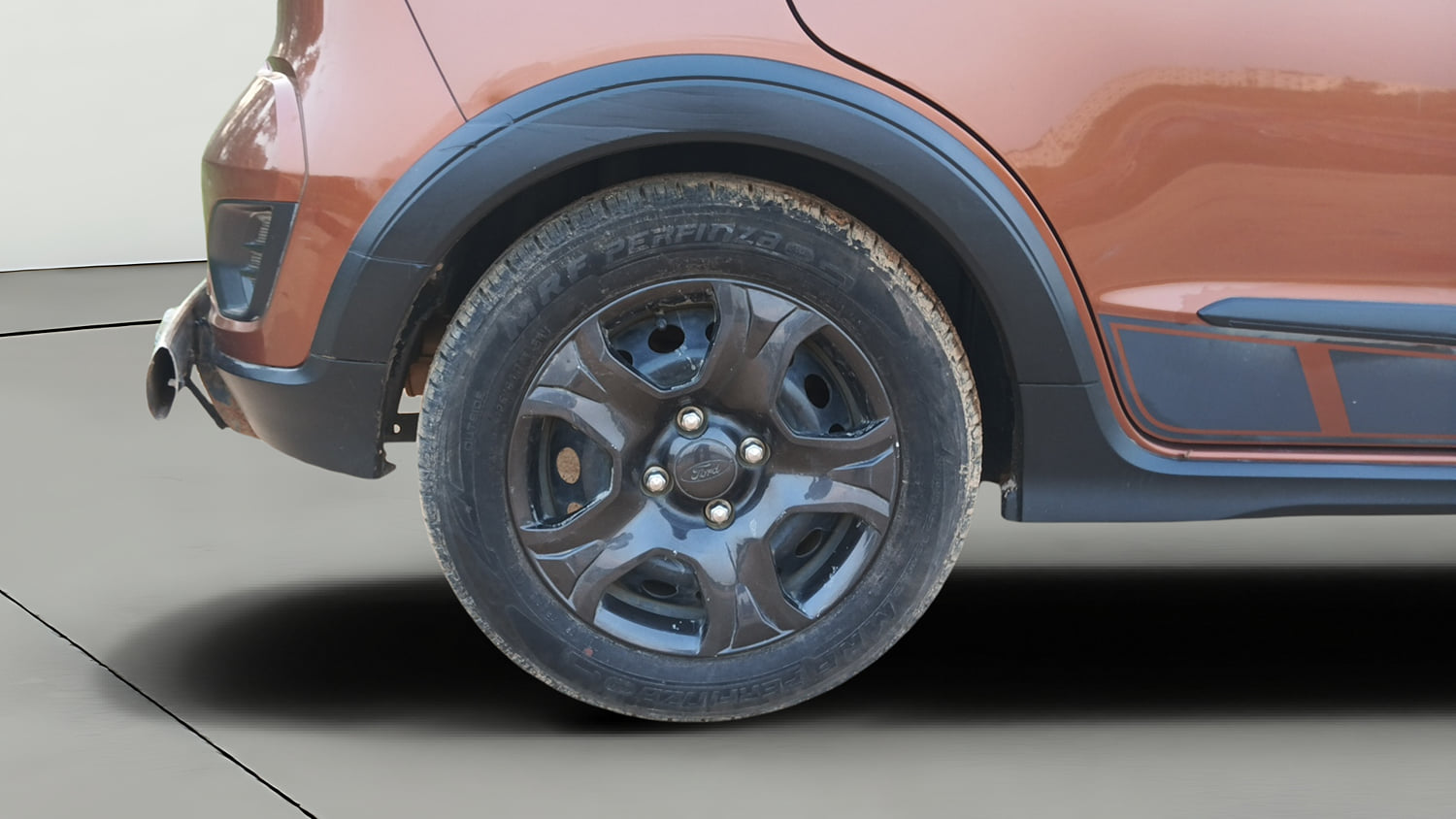 Used 2019 Ford Freestyle Trend Plus 1.2 Ti-VCT Petrol Manual tyres RIGHT REAR TYRE RIM VIEW