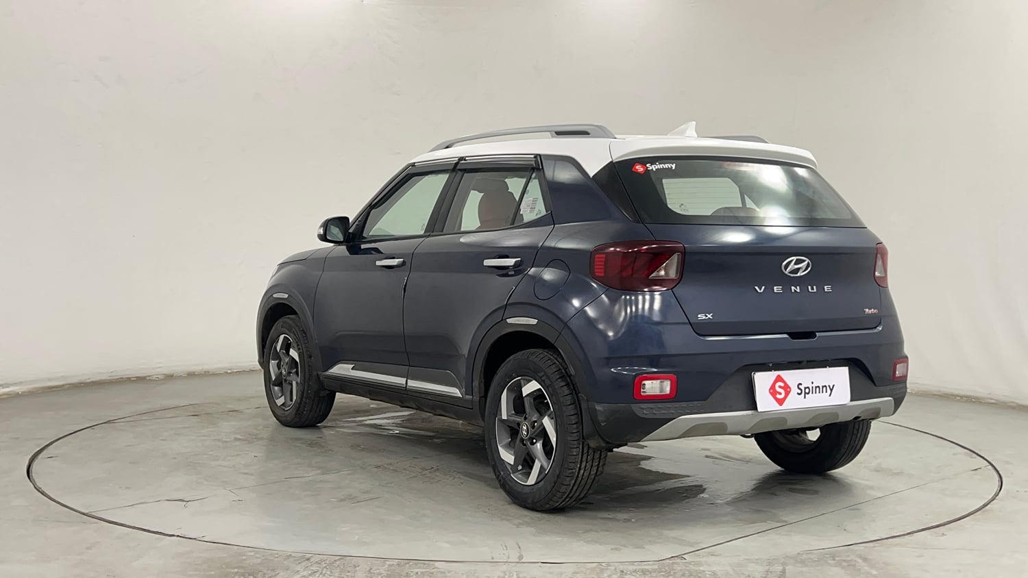 Used 2021 Hyundai Venue SX Plus 1.0 Turbo DCT Petrol Automatic exterior LEFT REAR CORNER VIEW