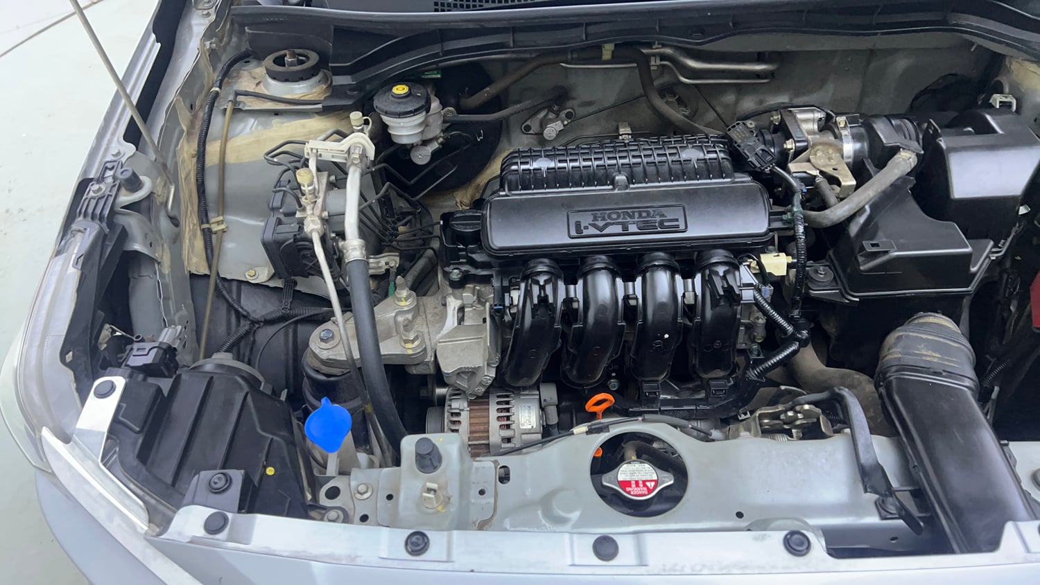 Used 2018 Honda Amaze 1.2 E MT Petrol Petrol Manual engine ENGINE RIGHT SIDE VIEW