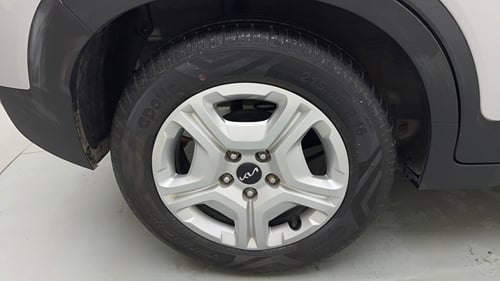 Used 2023 Kia Sonet HTK Plus 1.2 Petrol Manual tyres RIGHT REAR TYRE RIM VIEW