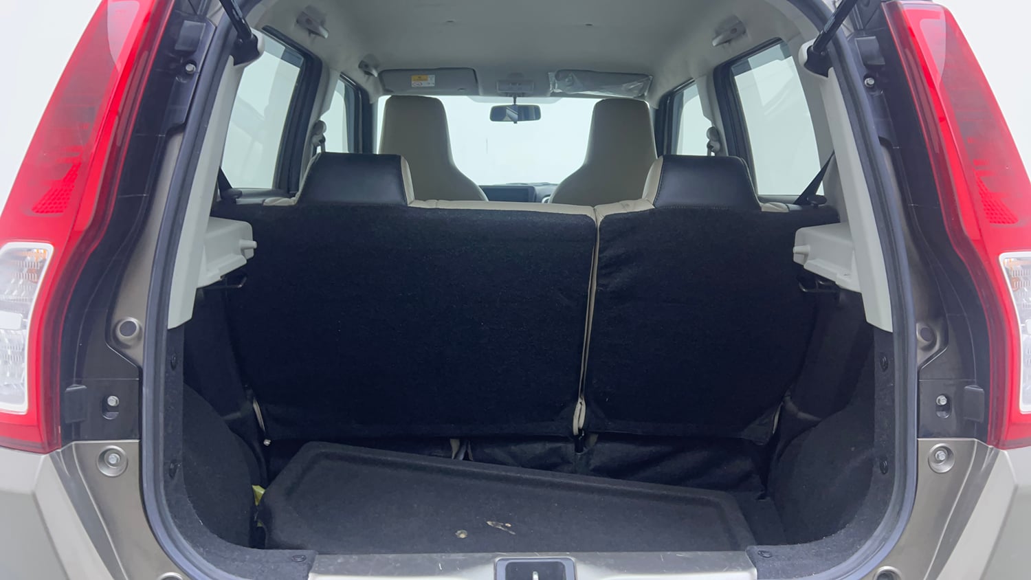 Used 2023 Maruti Suzuki Wagon R ZXI Plus 1.2 AGS Petrol Automatic interior DICKY INSIDE VIEW