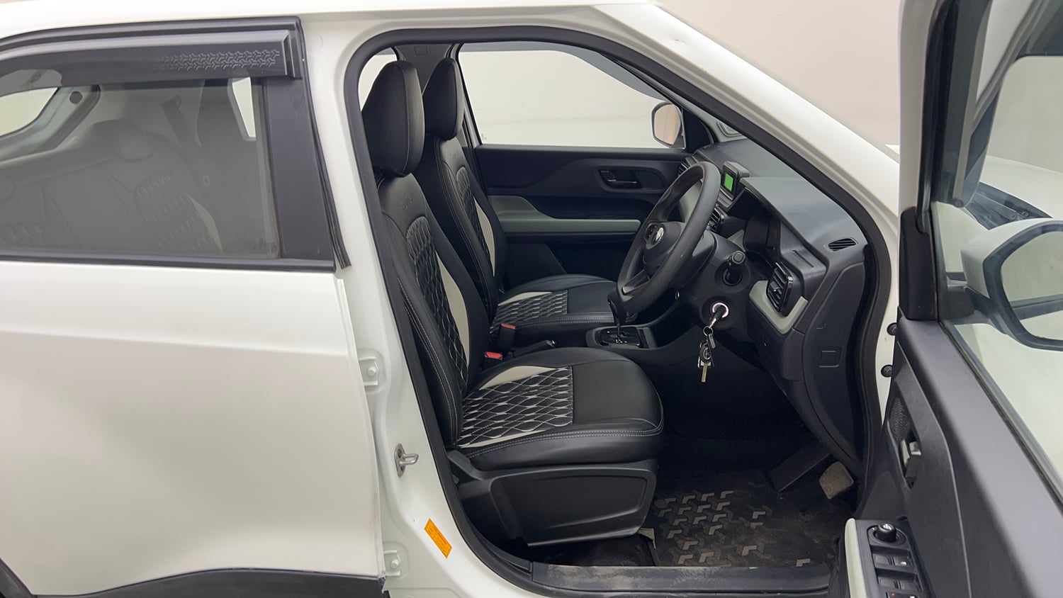 Used 2024 Tata Punch Adventure AMT Petrol Automatic interior RIGHT SIDE FRONT DOOR CABIN VIEW