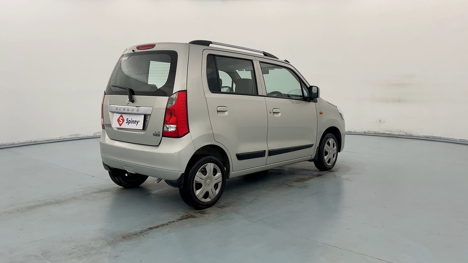 Used 2017 Maruti Suzuki Wagon R 1.0 VXI AMT Petrol Automatic exterior RIGHT REAR CORNER VIEW