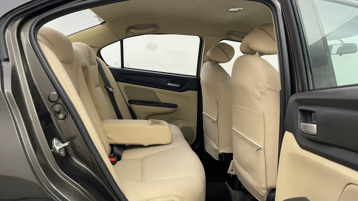 Used 2020 Honda Amaze 1.2 VX CVT Petrol Petrol Automatic interior RIGHT SIDE REAR DOOR CABIN VIEW
