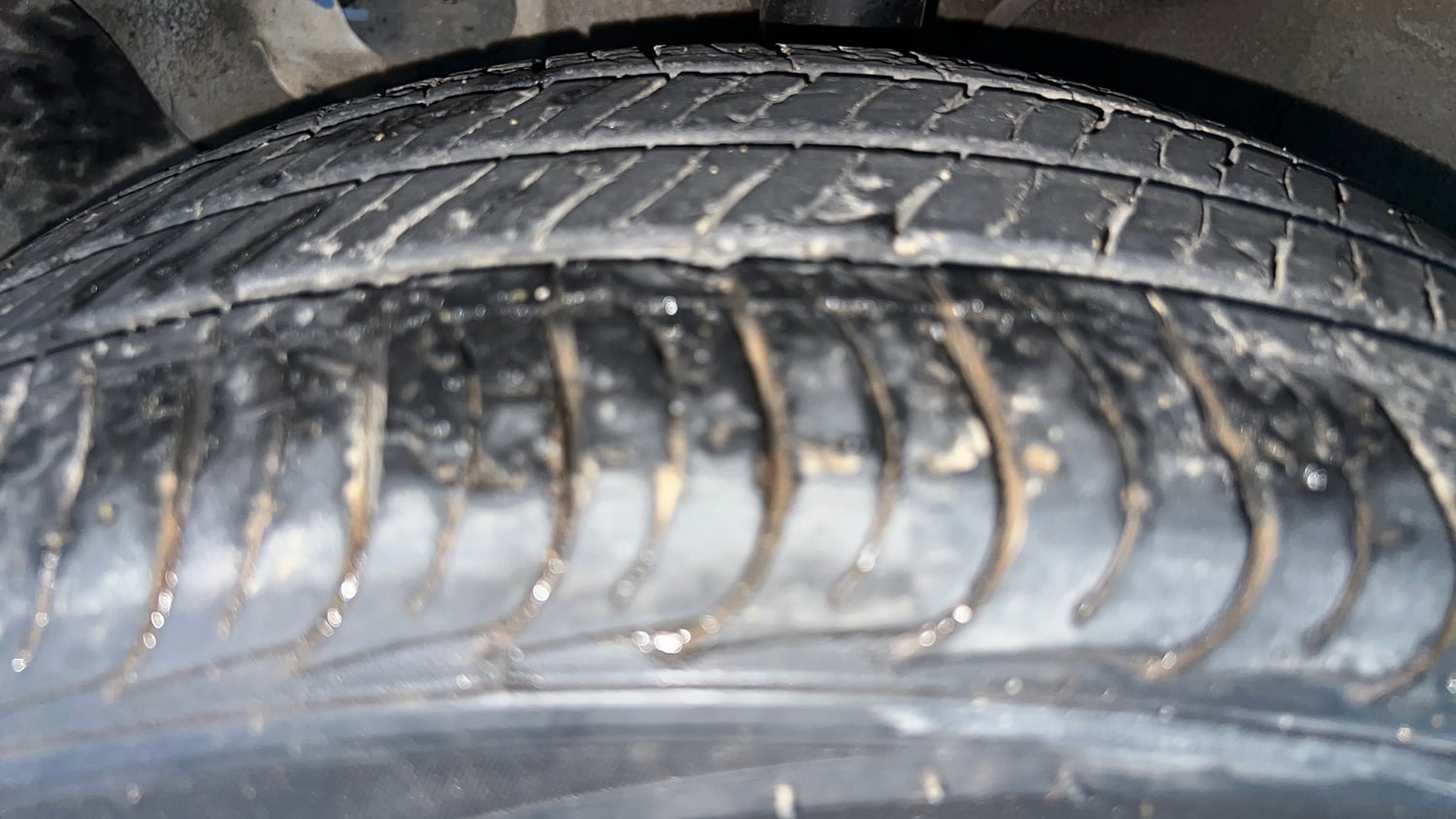 Used 2017 Hyundai Creta 1.6 E Plus Petrol Petrol Manual tyres LEFT FRONT TYRE TREAD VIEW