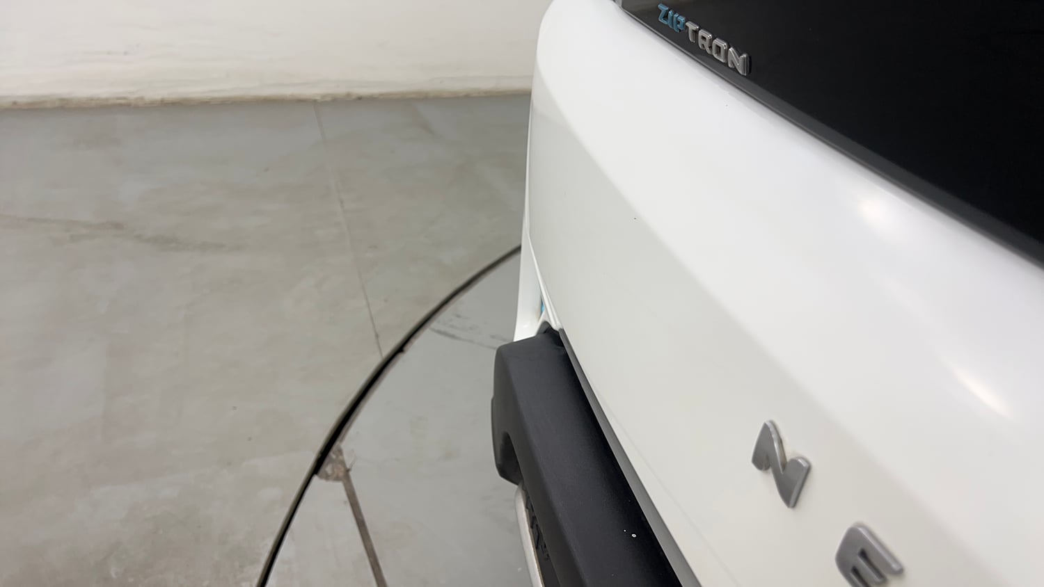 Used 2022 Tata Nexon EV XZ Plus Electric Automatic dents MINOR SCRATCH
