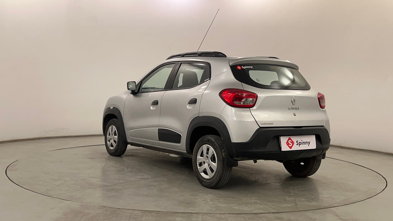 Used 2016 Renault Kwid RXT Petrol Manual exterior LEFT REAR CORNER VIEW