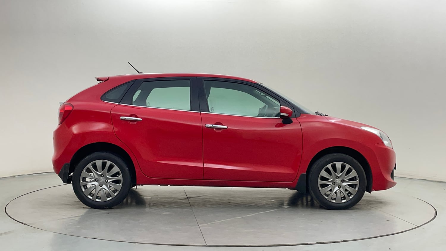 Used 2017 Maruti Suzuki Baleno Zeta 1.2 Petrol Manual exterior RIGHT SIDE VIEW