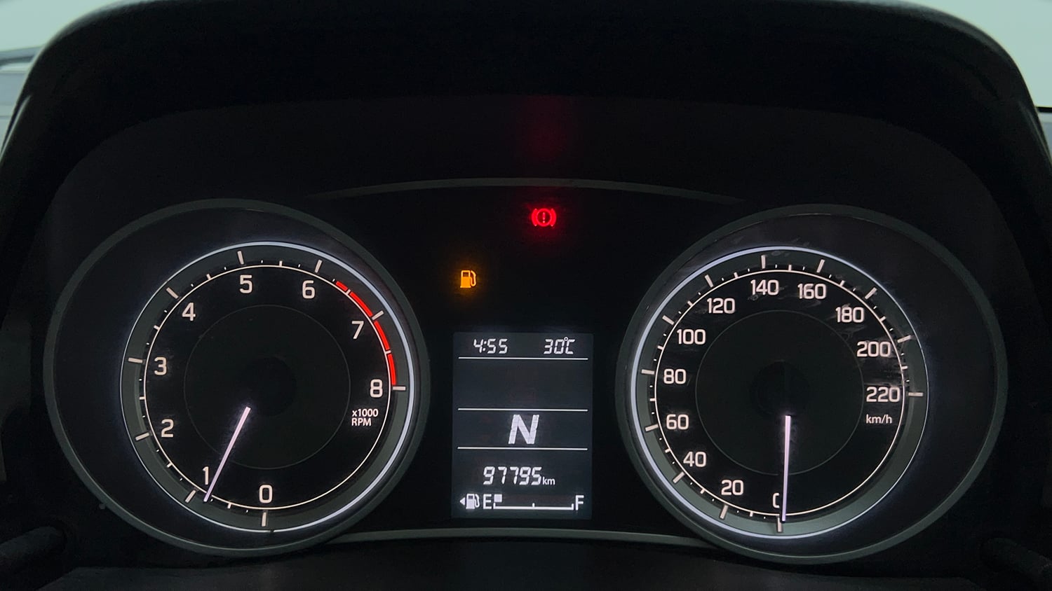 Used 2017 Maruti Suzuki Dzire VXi AMT Petrol Automatic interior CLUSTERMETER VIEW