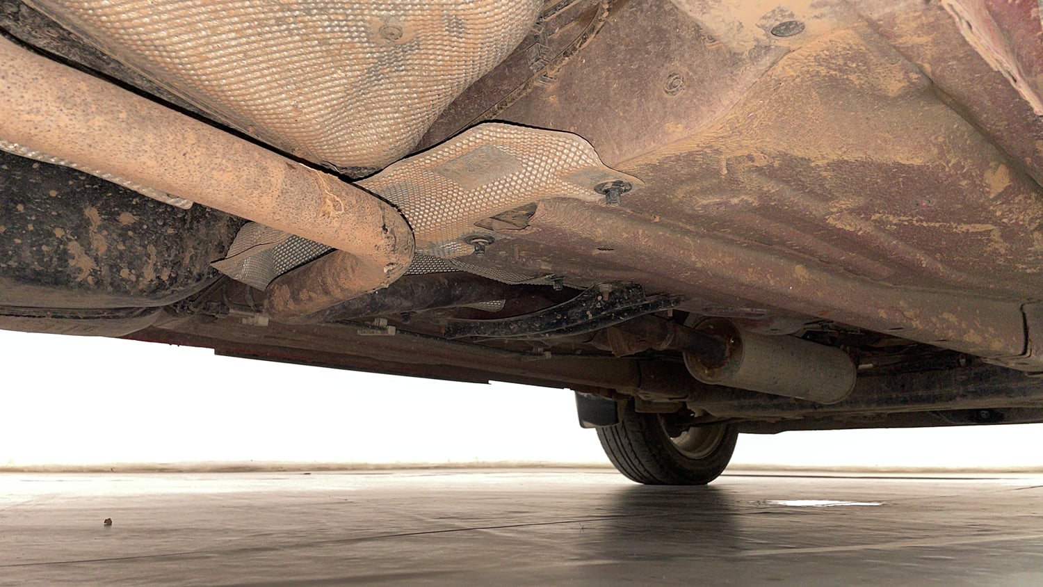 Used 2020 Ford EcoSport Titanium + 1.5L Ti-VCT AT Petrol Automatic extra REAR RIGHT UNDERBODY VIEW