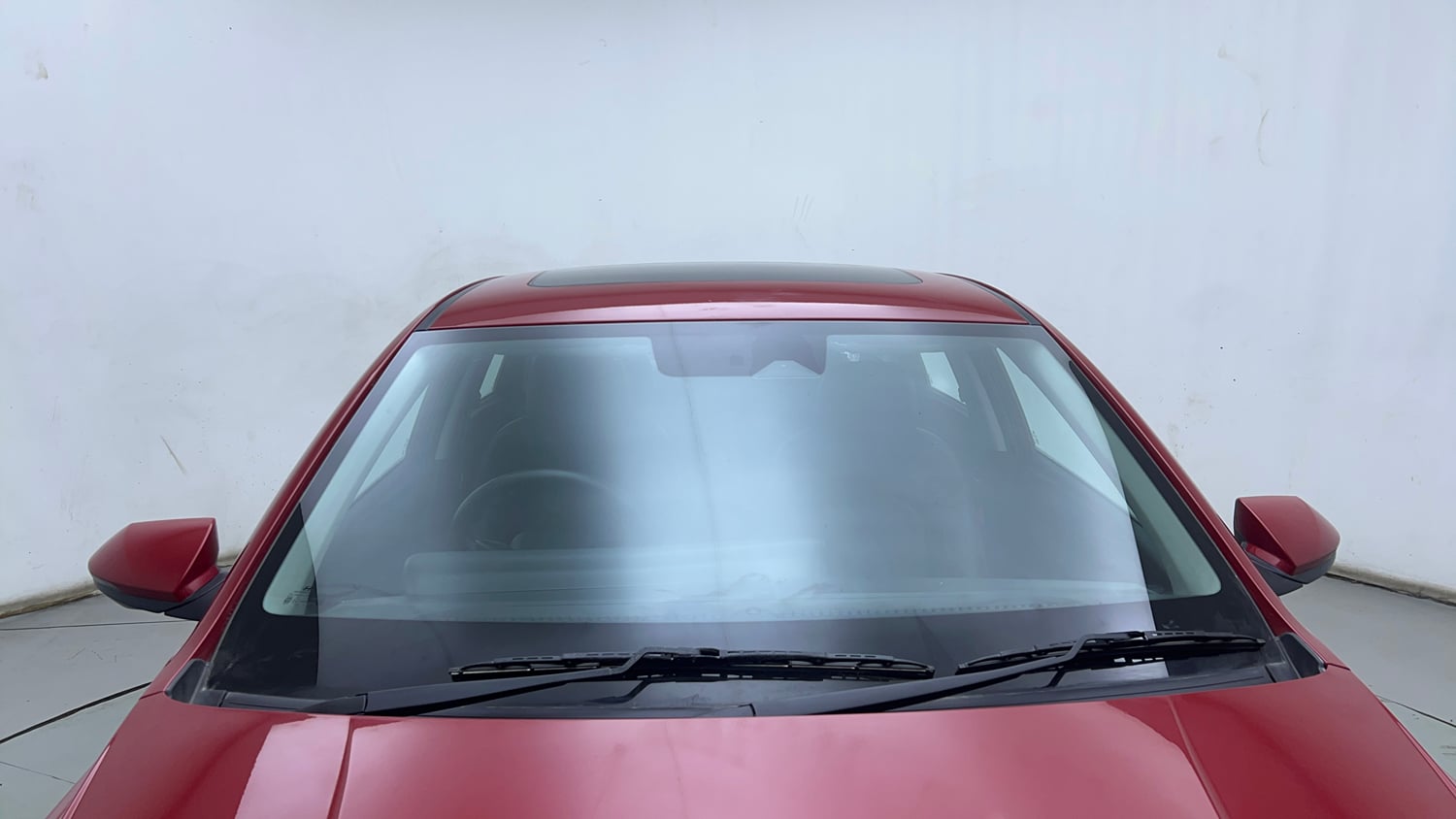 Used 2023 Hyundai Verna SX (O) 1.5 Turbo Petrol DCT Petrol Automatic exterior FRONT WINDSHIELD VIEW