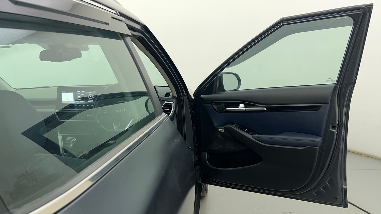 Used 2022 Kia Seltos X Line 1.4 DCT Petrol Automatic interior RIGHT FRONT DOOR OPEN VIEW