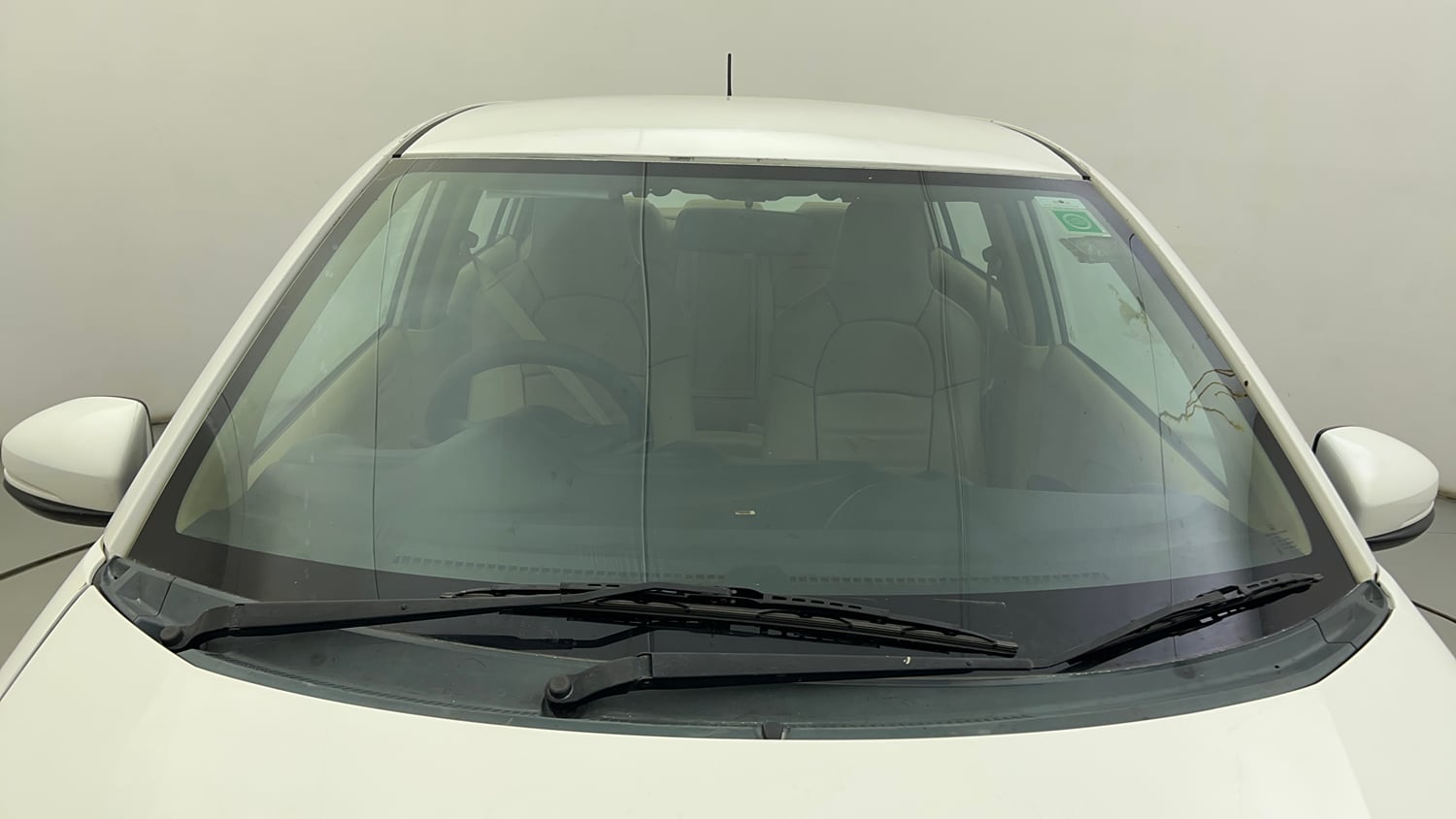 Used 2016 Honda Amaze 1.2 S i-VTEC Petrol Manual exterior FRONT WINDSHIELD VIEW