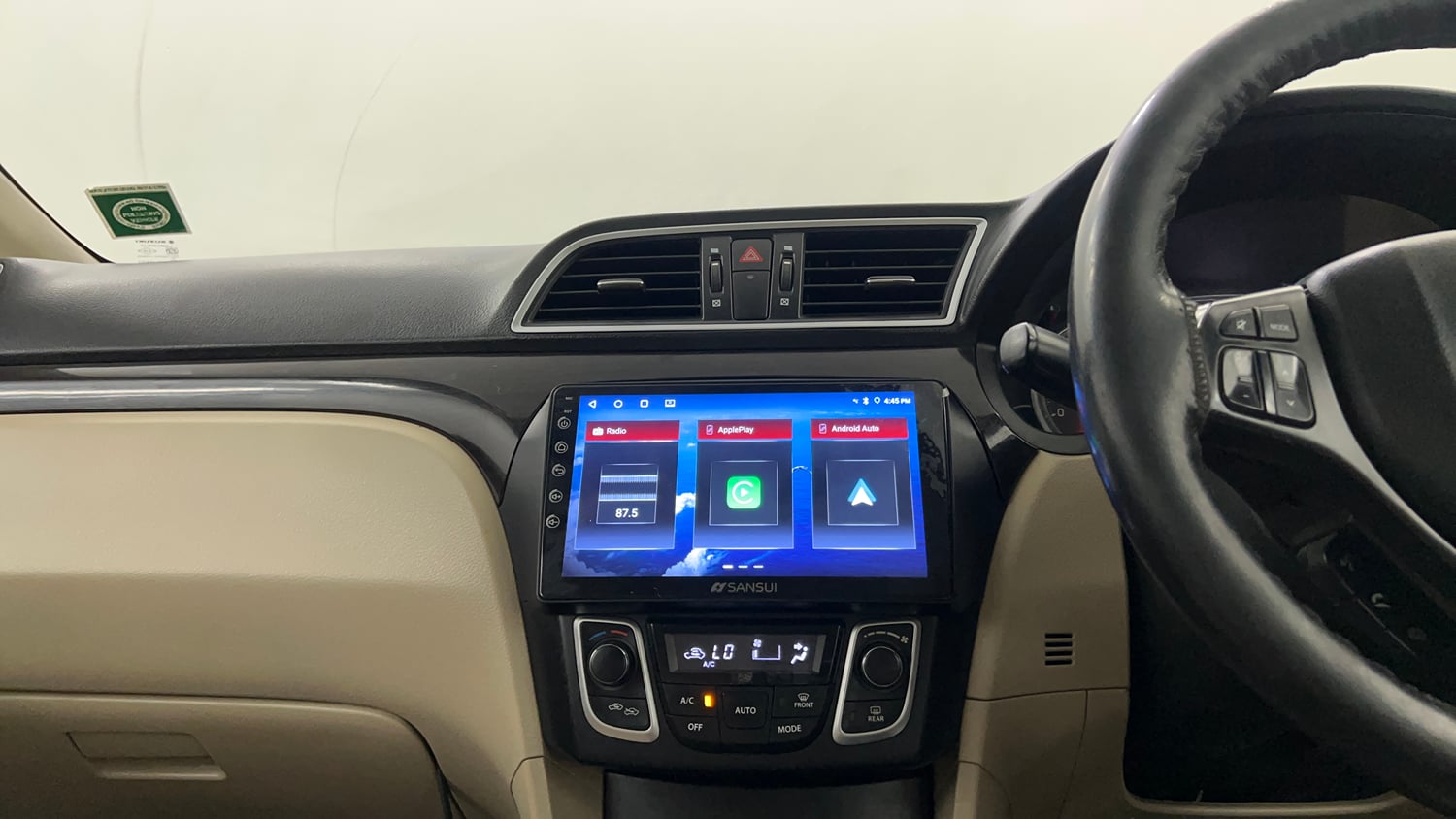 Used 2017 Maruti Suzuki Ciaz Alpha 1.4 AT Petrol Automatic interior MUSIC SYSTEM & AC CONTROL VIEW
