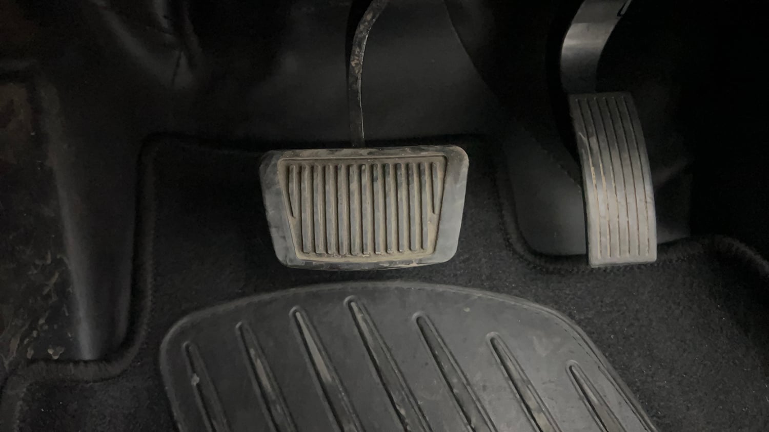 Used 2021 Hyundai Venue SX Plus 1.0 Turbo DCT Petrol Automatic interior PEDALS VIEW