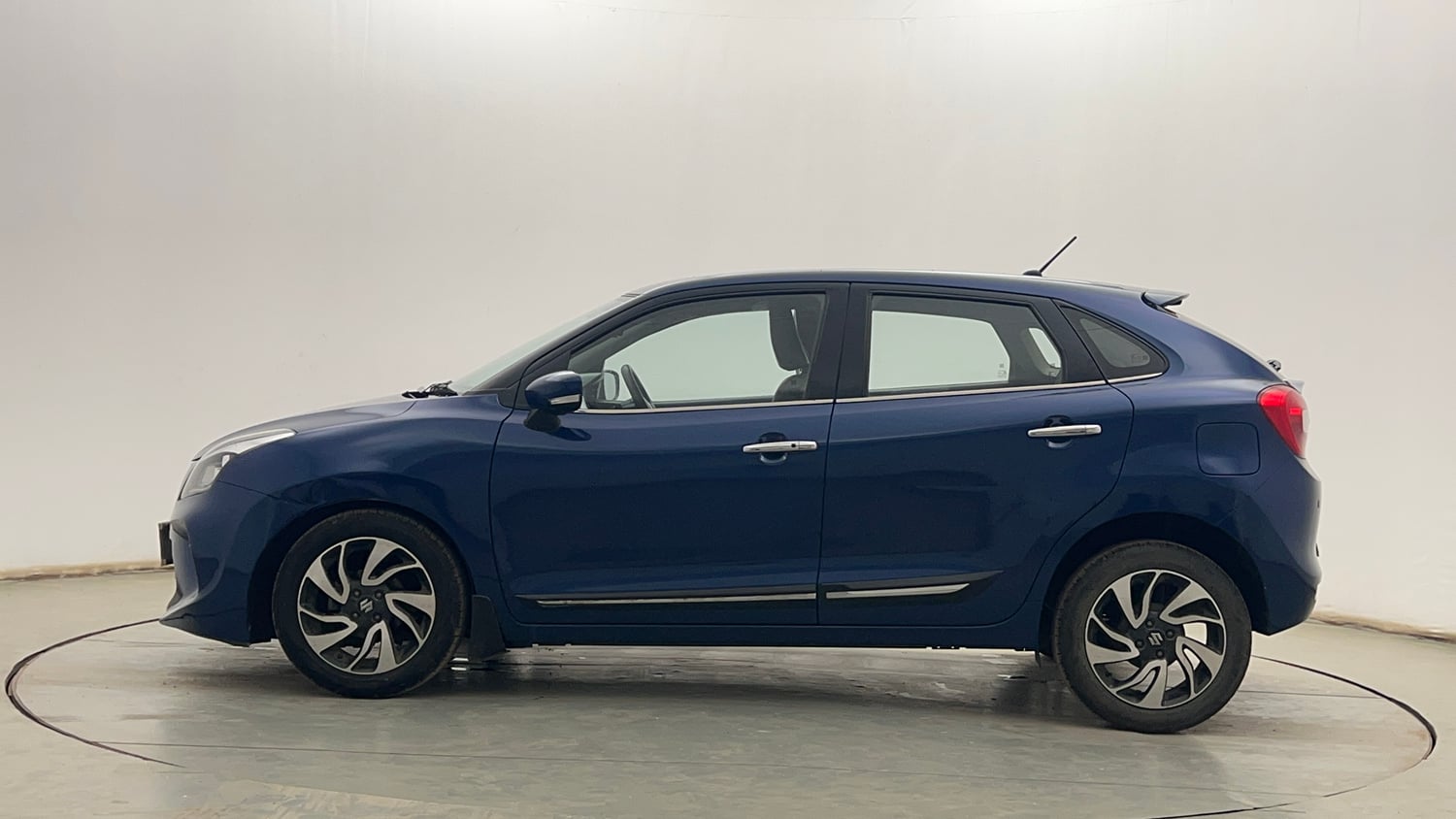 Used 2019 Maruti Suzuki Baleno Zeta 1.2 Petrol Manual exterior LEFT SIDE VIEW