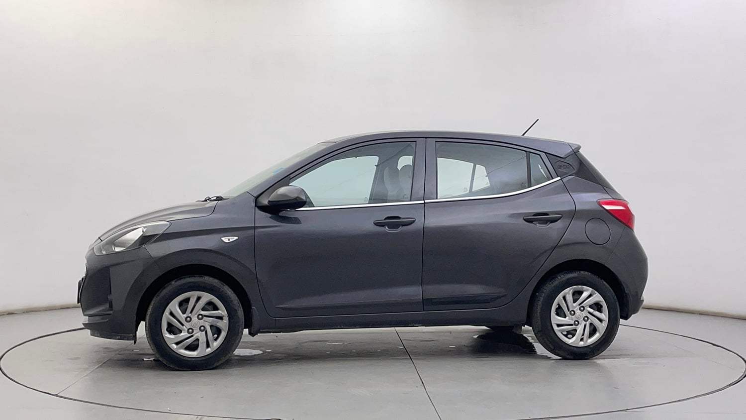 Used 2021 Hyundai Grand i10 Nios Magna 1.2 Kappa VTVT Petrol Manual exterior LEFT SIDE VIEW