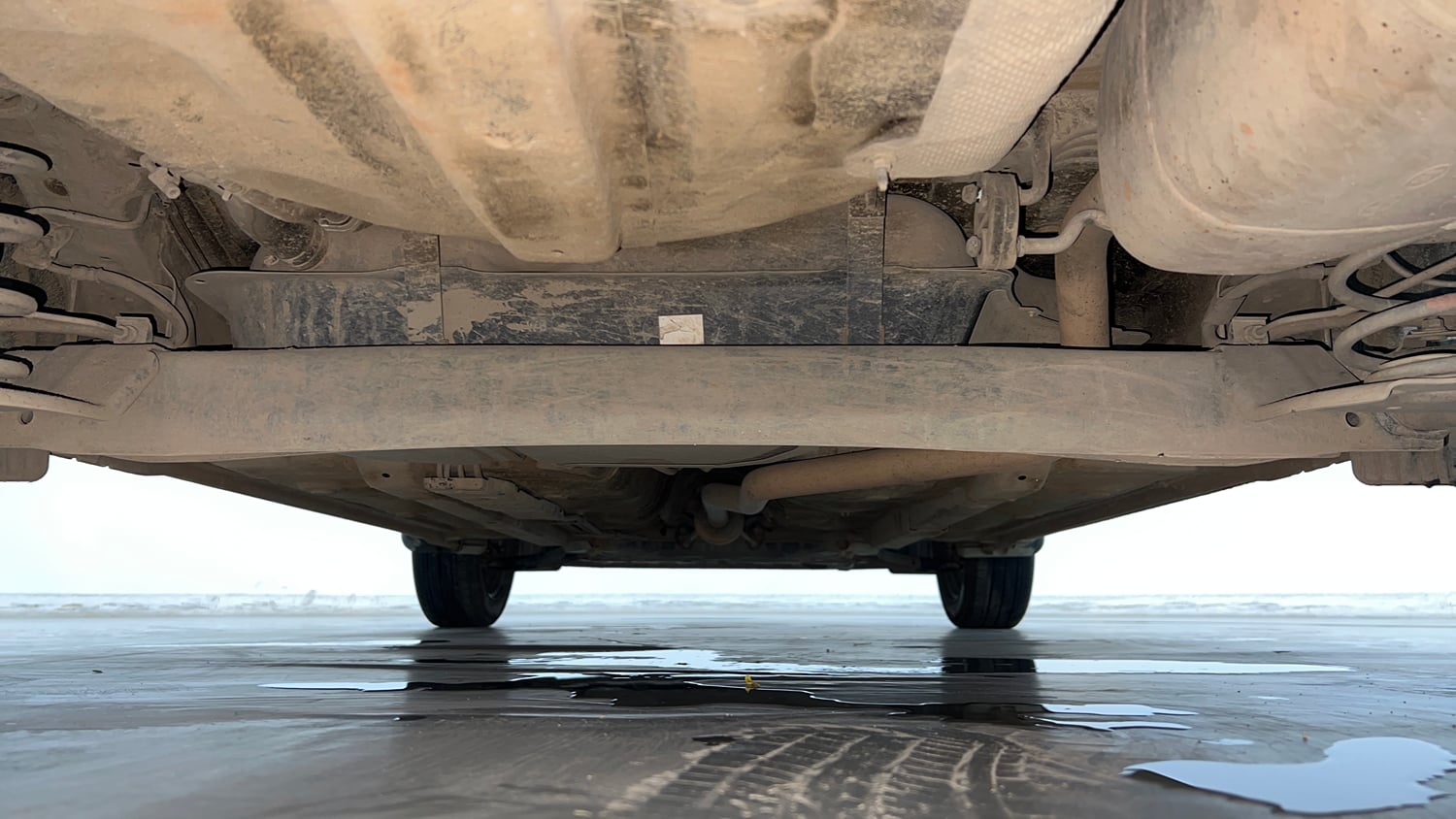 Used 2023 Hyundai Grand i10 Nios Sportz 1.2 Kappa VTVT Petrol Manual extra REAR UNDERBODY VIEW (TAKEN FROM REAR)