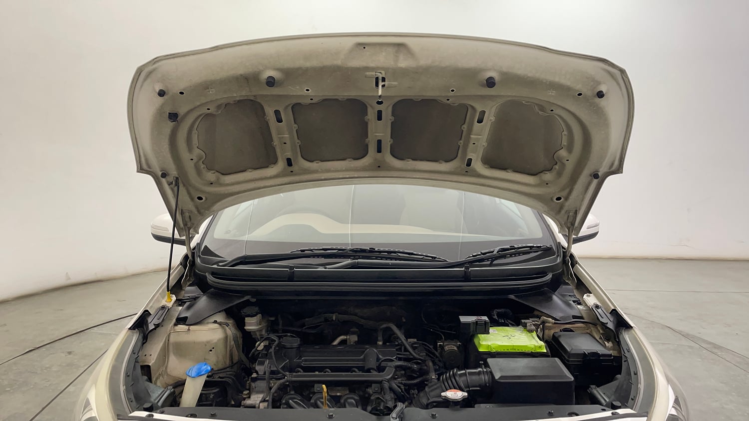 Used 2016 Hyundai Elite i20 Asta 1.2 (O) Petrol Manual engine ENGINE & BONNET OPEN FRONT VIEW