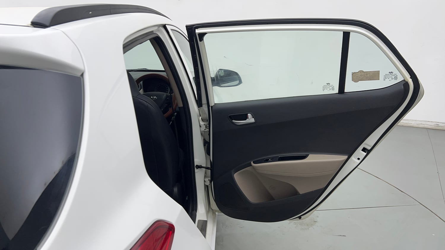 Used 2017 Hyundai Grand i10 Sportz (O) 1.2 Kappa VTVT Petrol Manual interior RIGHT REAR DOOR OPEN VIEW