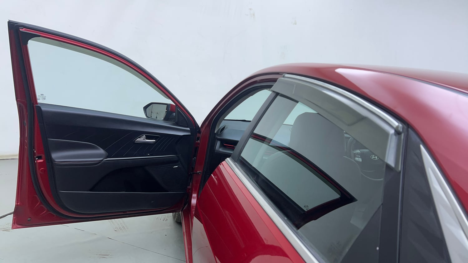 Used 2023 Hyundai Verna SX (O) 1.5 Turbo Petrol DCT Petrol Automatic interior LEFT FRONT DOOR OPEN VIEW