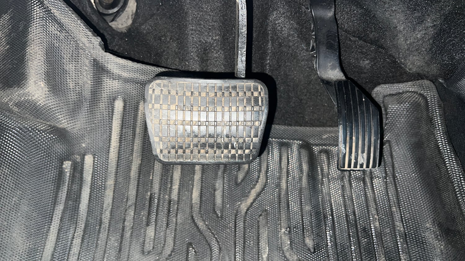 Used 2022 Tata Nexon XZA Plus (HS) Petrol Automatic interior PEDALS VIEW