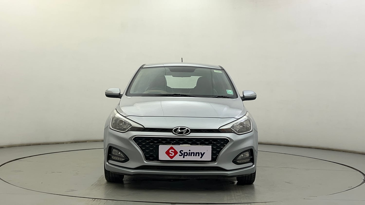 Used 2020 Hyundai Elite i20 Sportz Plus 1.2 Petrol Manual exterior FRONT VIEW