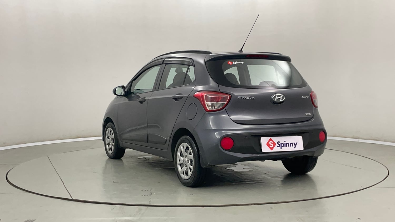 Used 2017 Hyundai Grand i10 Sportz (O) 1.2 Kappa VTVT Petrol Manual exterior LEFT REAR CORNER VIEW