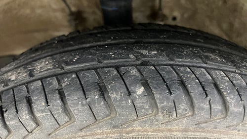Used 2022 Maruti Suzuki Alto K10 VXi Petrol Manual tyres LEFT FRONT TYRE TREAD VIEW