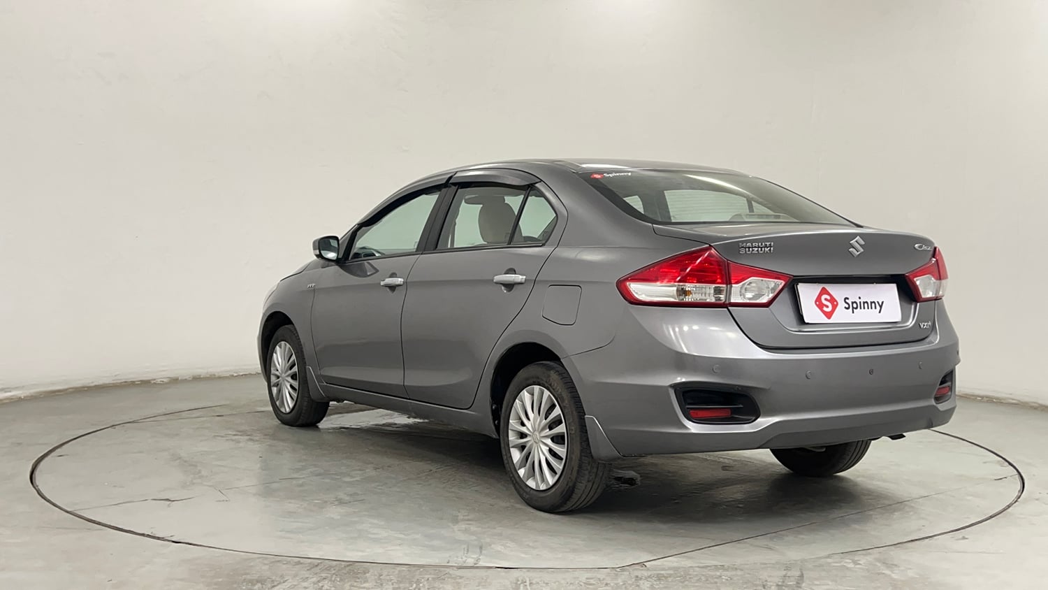 Used 2016 Maruti Suzuki Ciaz VXi+ Petrol Manual exterior LEFT REAR CORNER VIEW