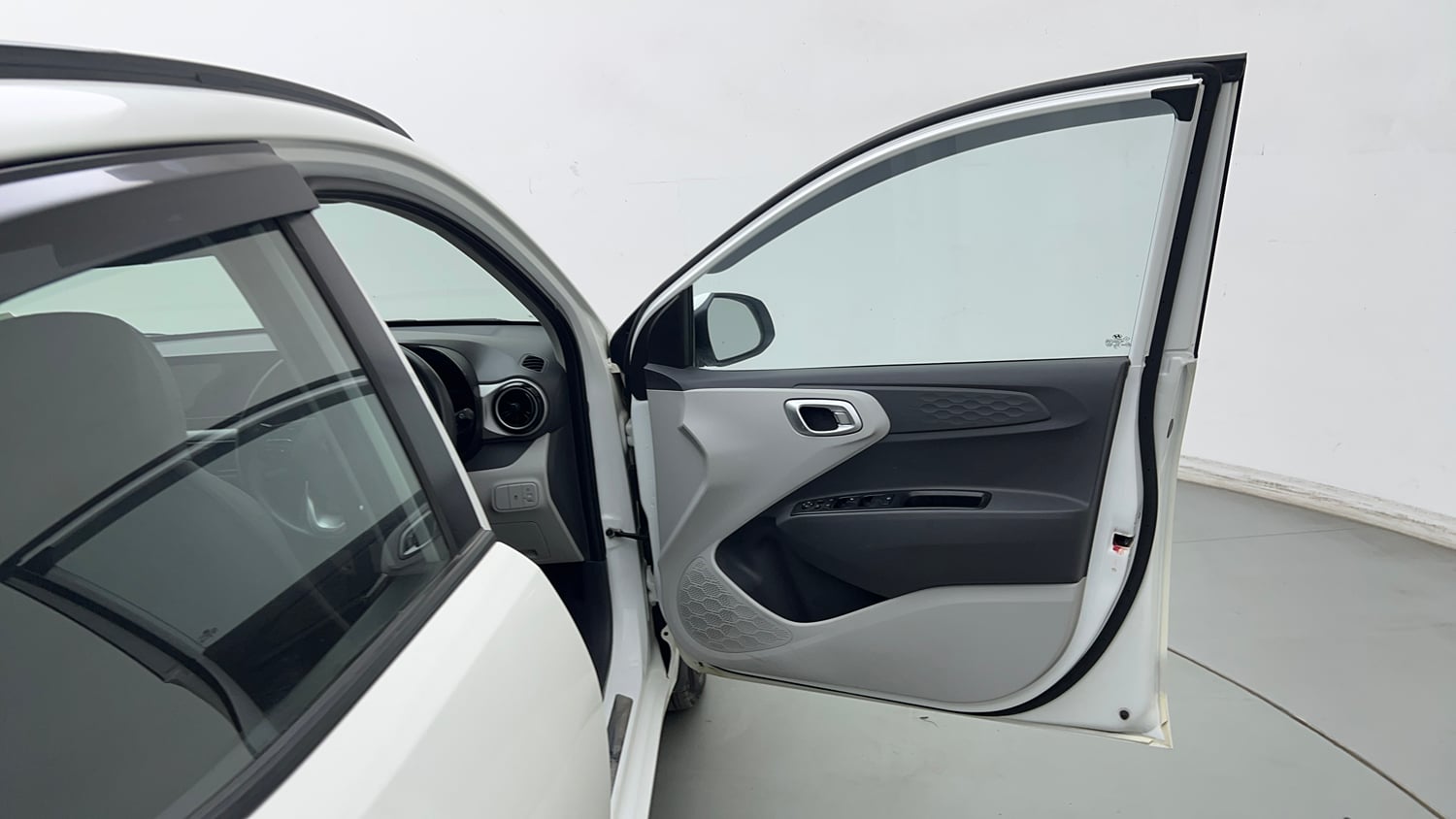 Used 2023 Hyundai Grand i10 Nios Sportz 1.2 Kappa VTVT Petrol Manual interior RIGHT FRONT DOOR OPEN VIEW