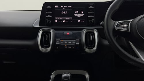 Used 2023 Kia Sonet HTK Plus 1.2 Petrol Manual interior MUSIC SYSTEM & AC CONTROL VIEW