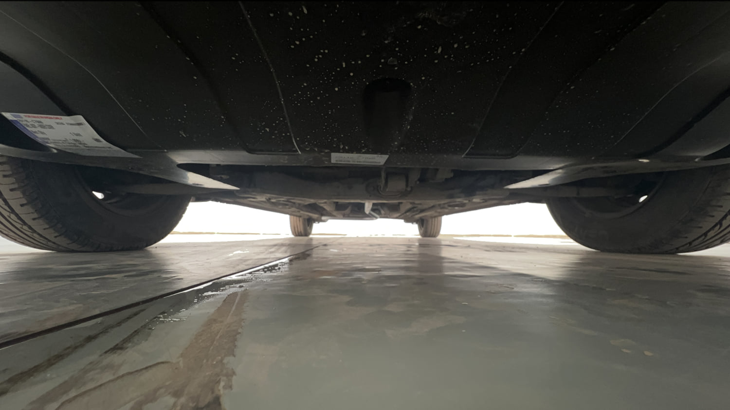 Used 2015 Hyundai Elite i20 Magna 1.2 Petrol Manual extra FRONT LEFT UNDERBODY VIEW