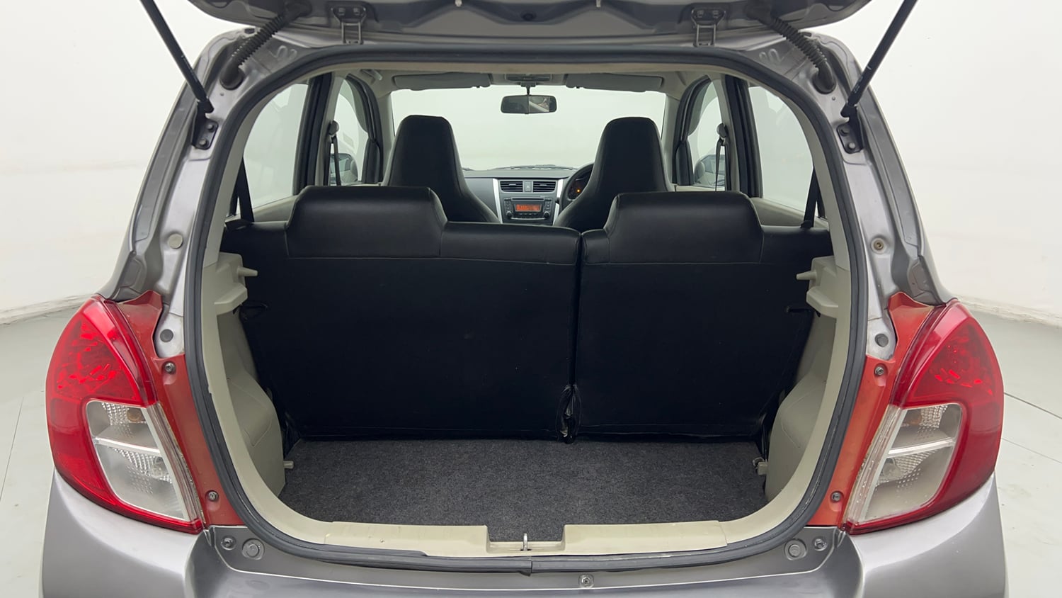 Used 2016 Maruti Suzuki Celerio ZXi Petrol Manual interior DICKY INSIDE VIEW