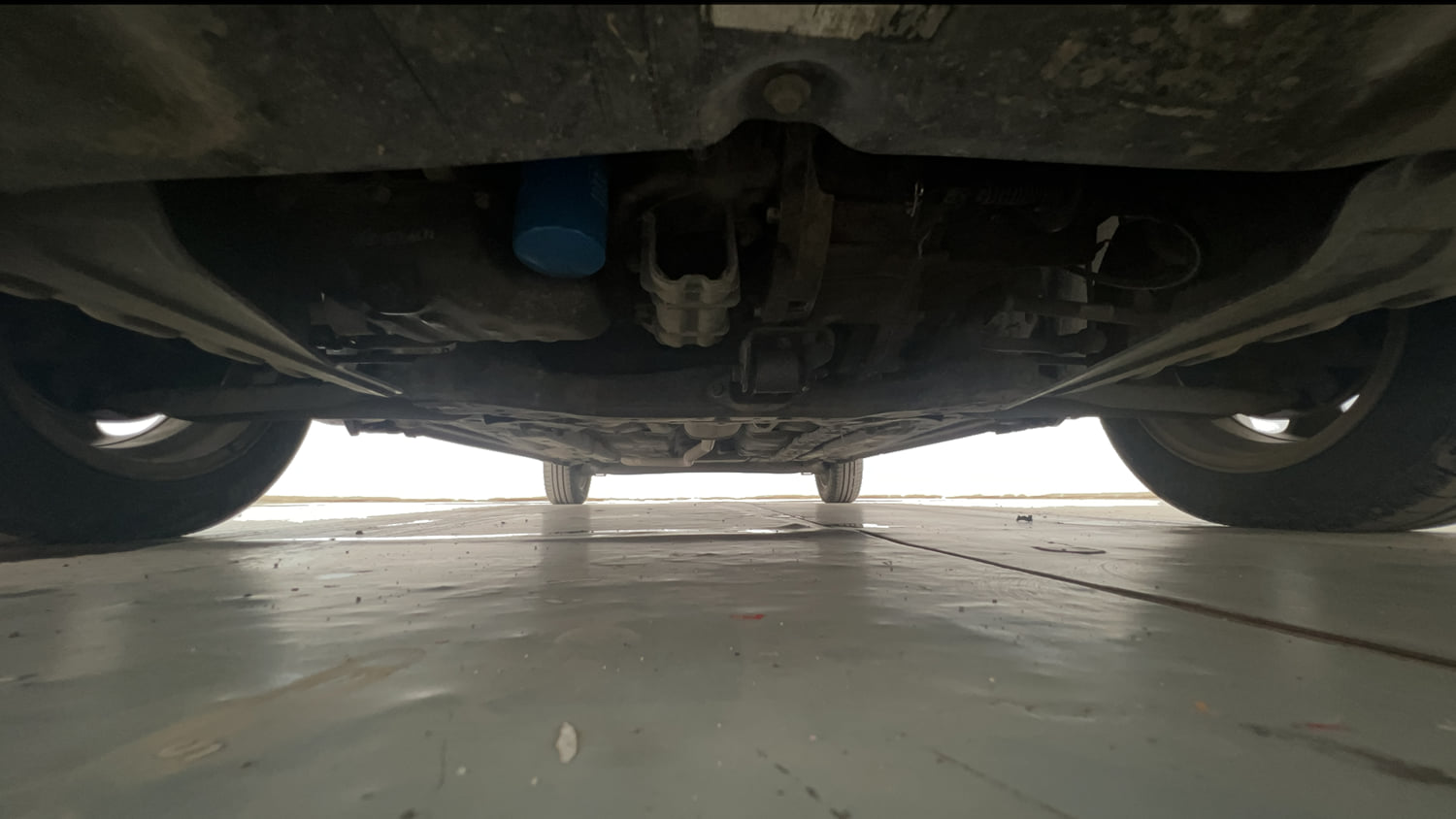 Used 2019 Hyundai Xcent SX Petrol Manual extra FRONT LEFT UNDERBODY VIEW