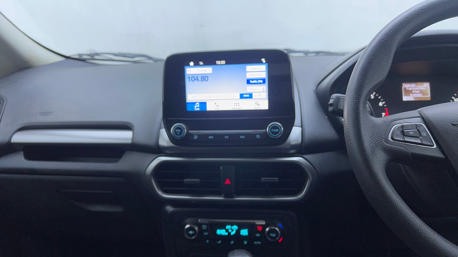 Used 2018 Ford EcoSport Trend + 1.5L Ti-VCT AT Petrol Automatic interior MUSIC SYSTEM & AC CONTROL VIEW