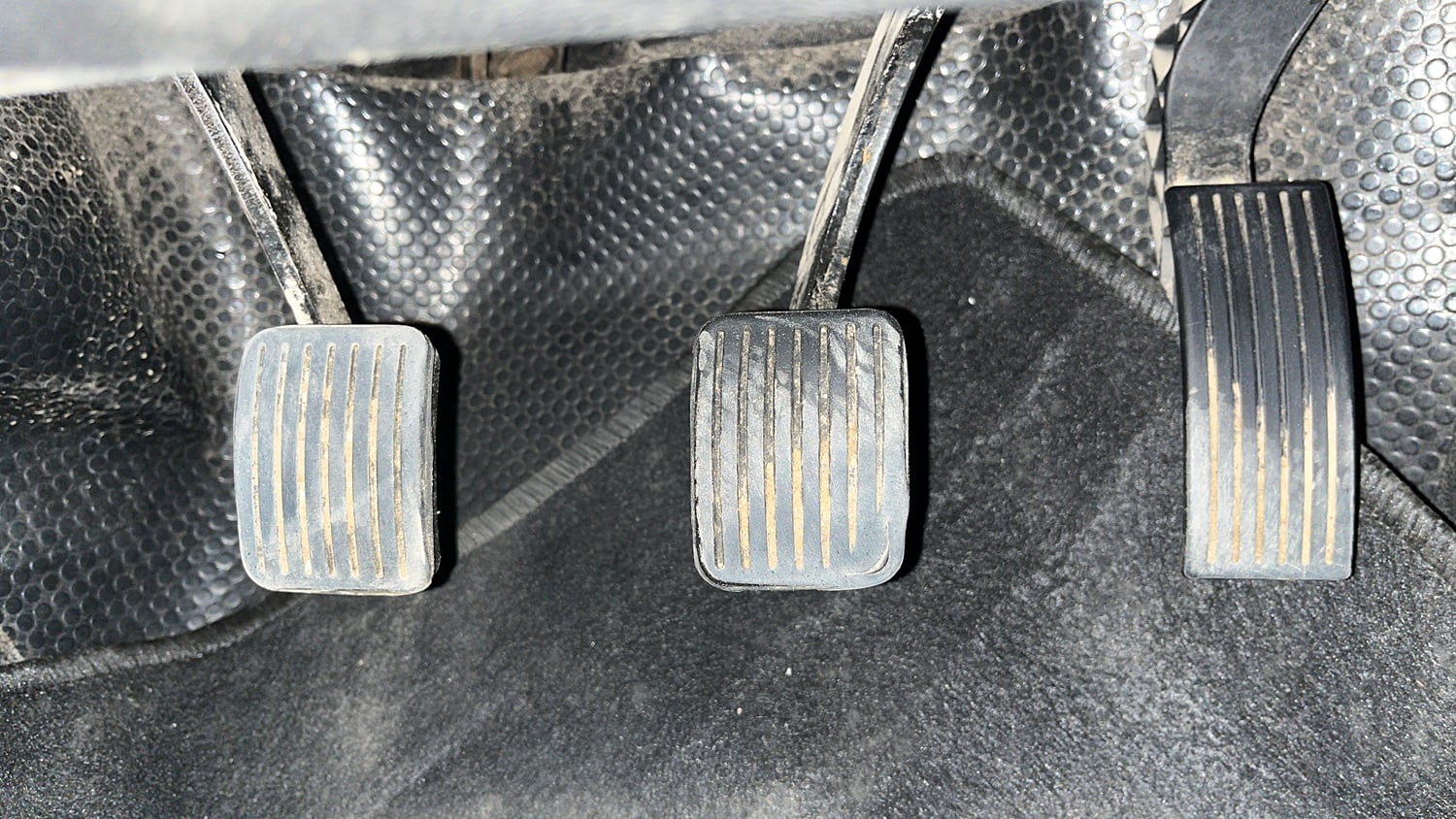 Used 2016 Hyundai Xcent SX 1.1 CRDi Diesel Manual interior PEDALS VIEW