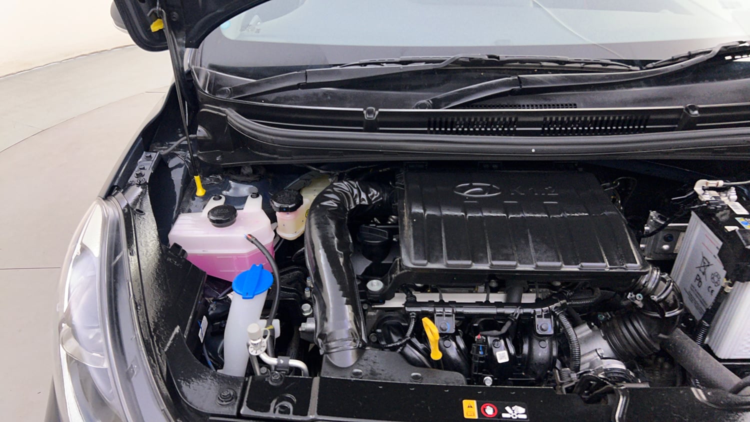 Used 2025 Hyundai Grand i10 Nios Sportz (O) 1.2 Kappa VTVT Petrol Manual engine ENGINE RIGHT SIDE HINGE & APRON VIEW