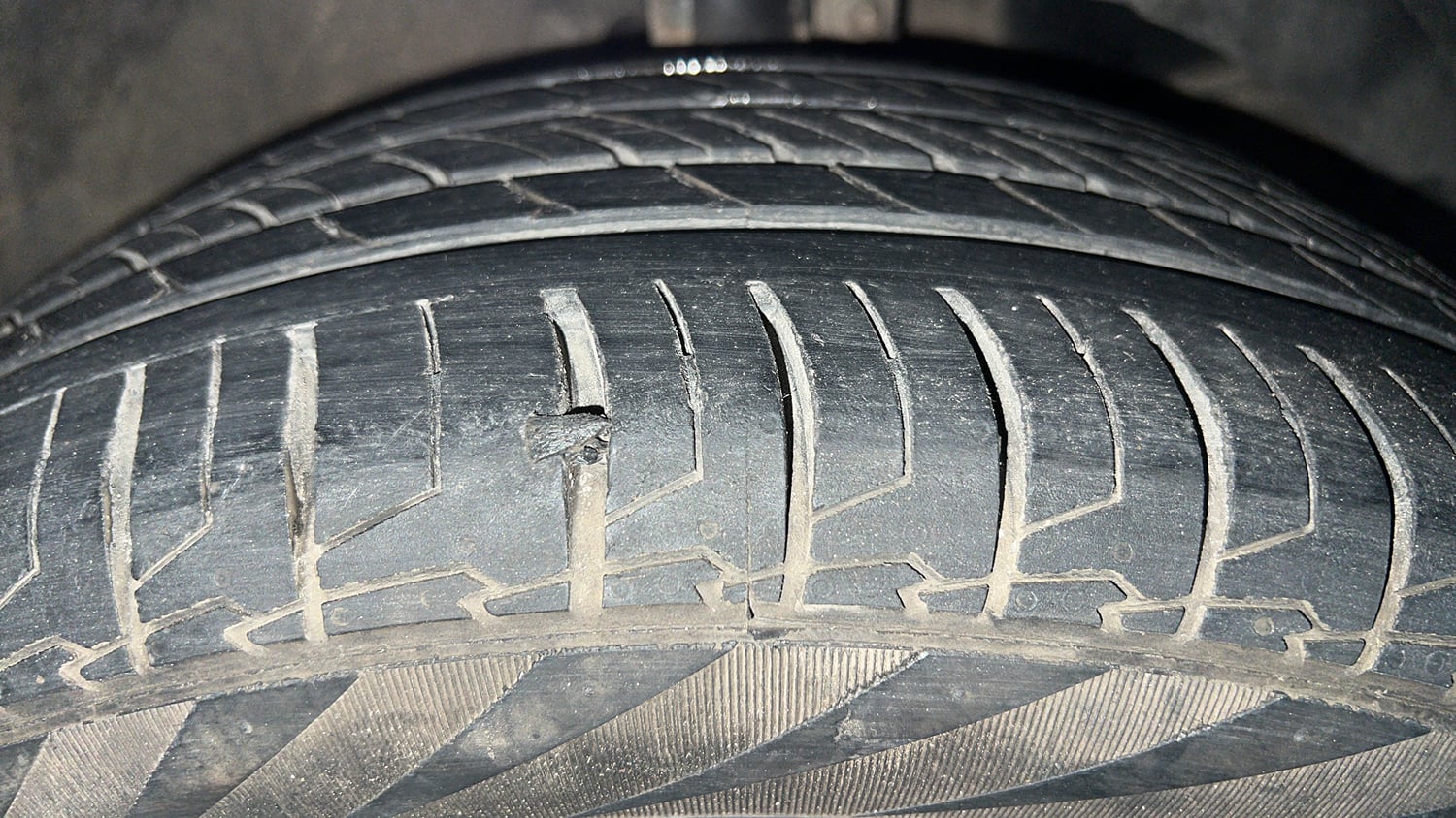 Used 2020 Maruti Suzuki Baleno Zeta Petrol Manual tyres RIGHT FRONT TYRE TREAD VIEW