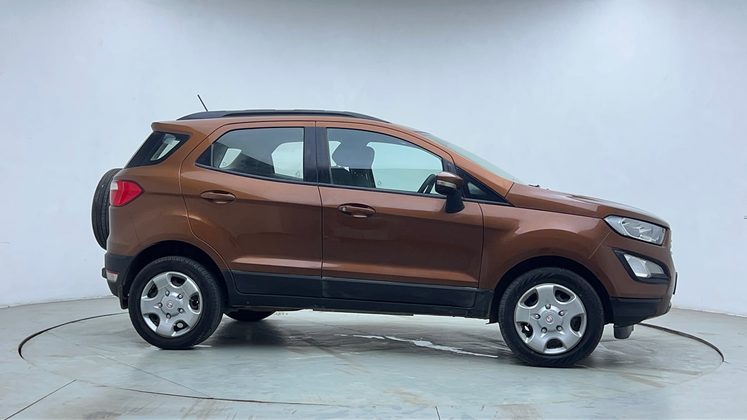 Used 2018 Ford EcoSport Trend + 1.5L Ti-VCT AT Petrol Automatic exterior RIGHT SIDE VIEW