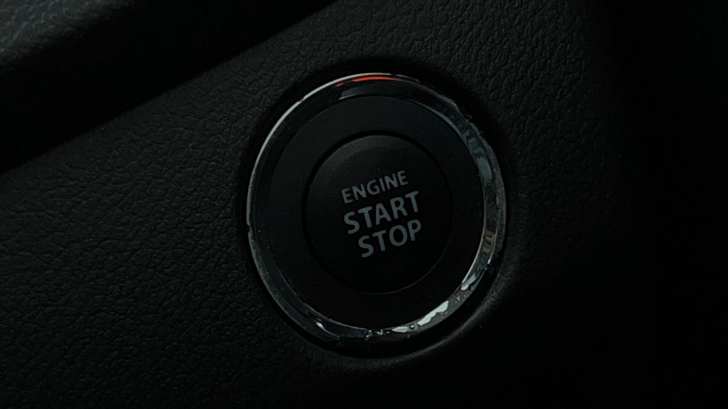 Used 2021 Maruti Suzuki Baleno Zeta Petrol Manual top_features Keyless start