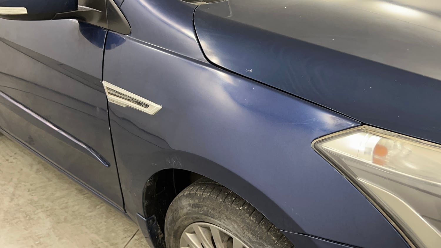Used 2017 Maruti Suzuki Ciaz Alpha 1.4 AT Petrol Automatic dents MINOR SCRATCH
