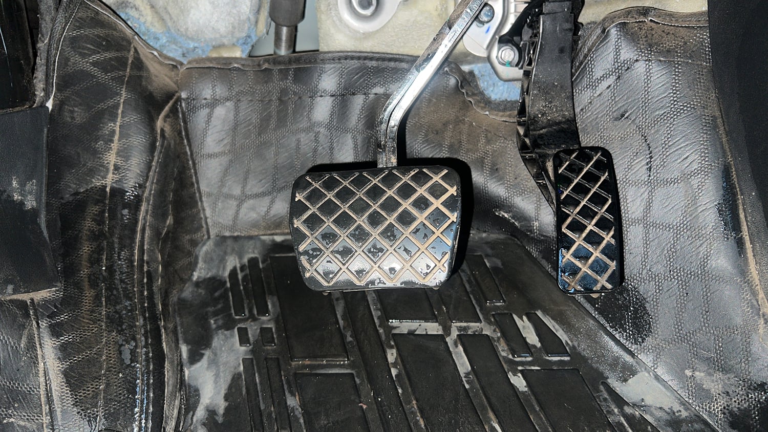 Used 2024 Skoda Slavia Style 1.5L TSI DSG Petrol Automatic interior PEDALS VIEW