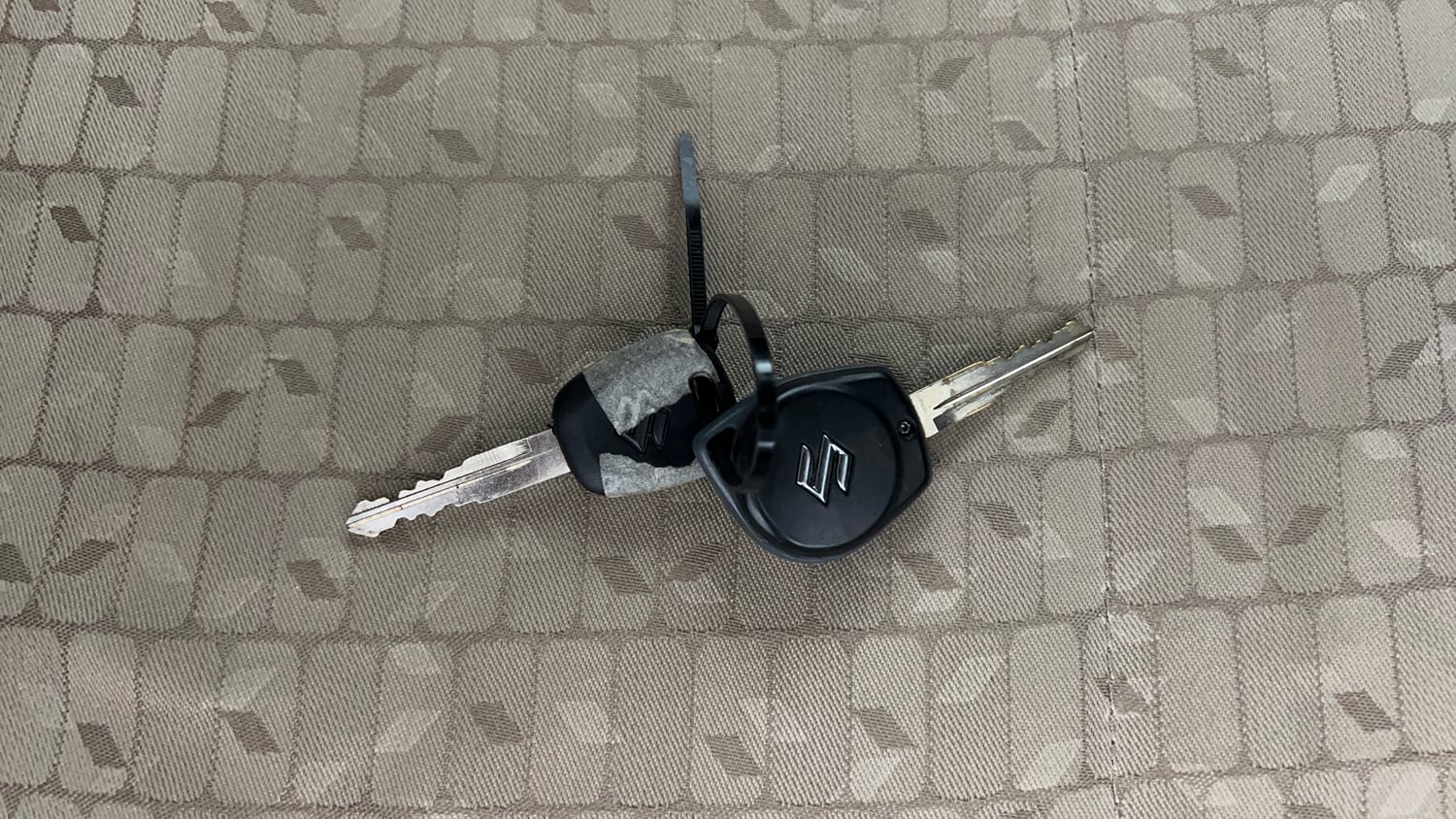 Used 2017 Maruti Suzuki Wagon R 1.0 VXI AMT Petrol Automatic extra CAR KEY VIEW