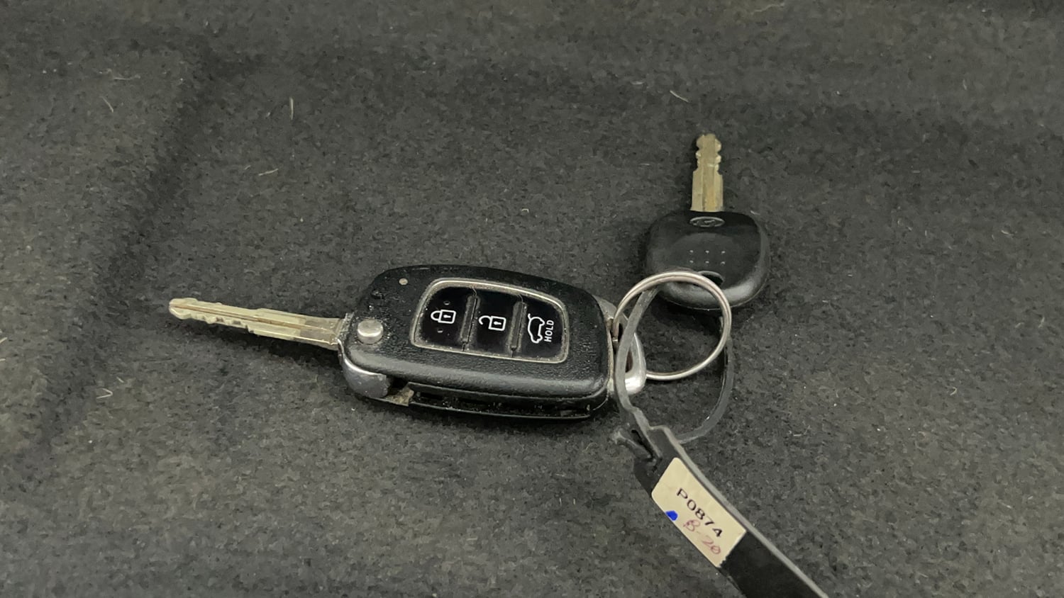 Used 2015 Hyundai Elite i20 Magna 1.2 Petrol Manual extra CAR KEY VIEW