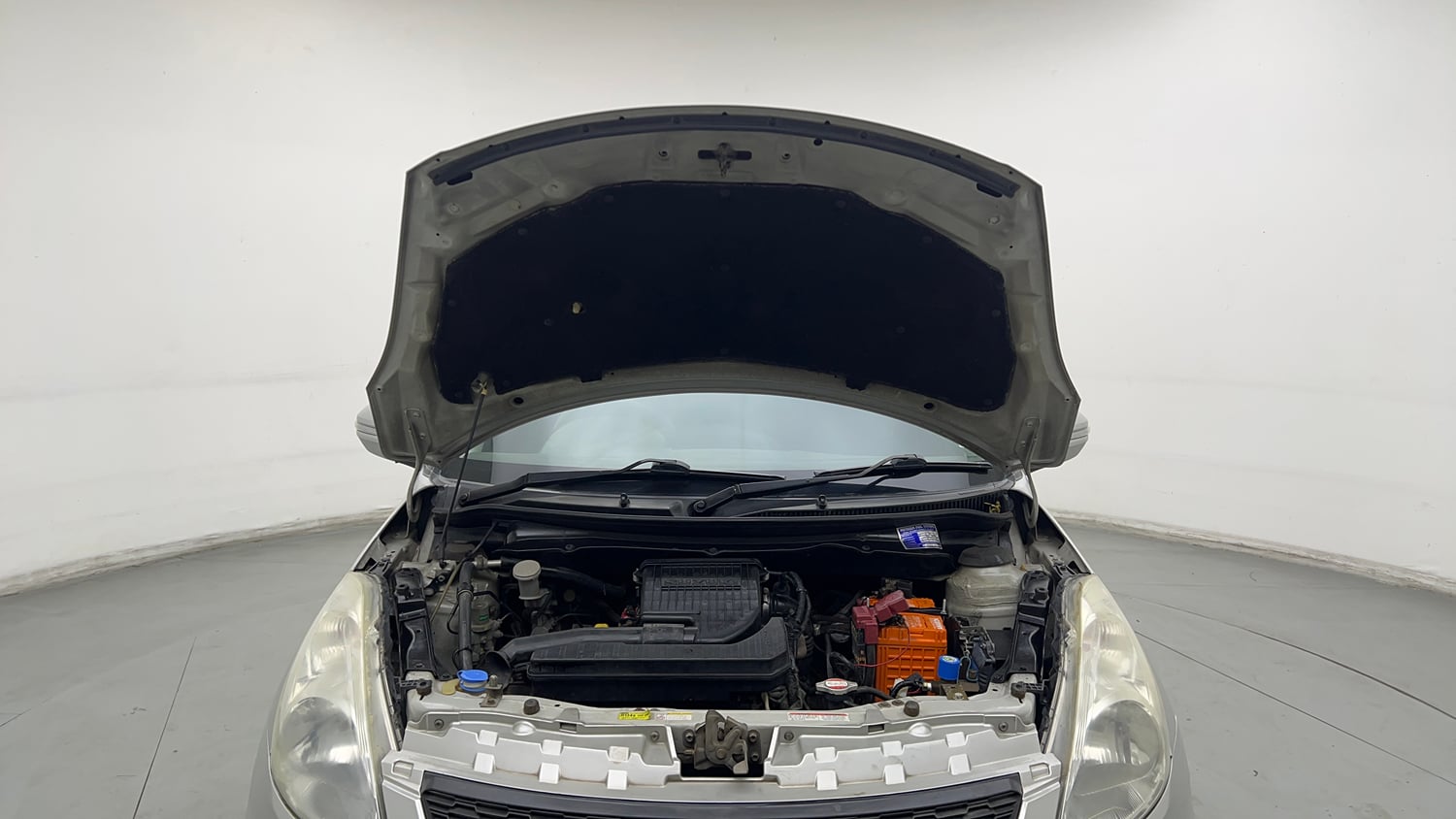 Used 2015 Maruti Suzuki Swift VXi Petrol Manual engine ENGINE & BONNET OPEN FRONT VIEW