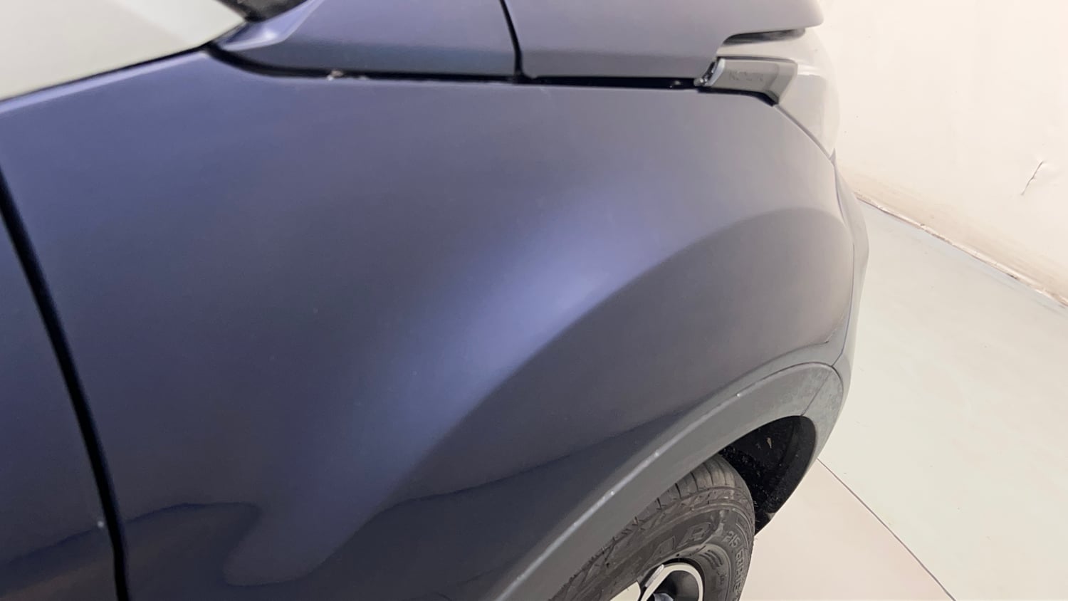 Used 2023 Tata Nexon XZ Plus LUXS Dual Tone Petrol Manual dents MINOR SCRATCH