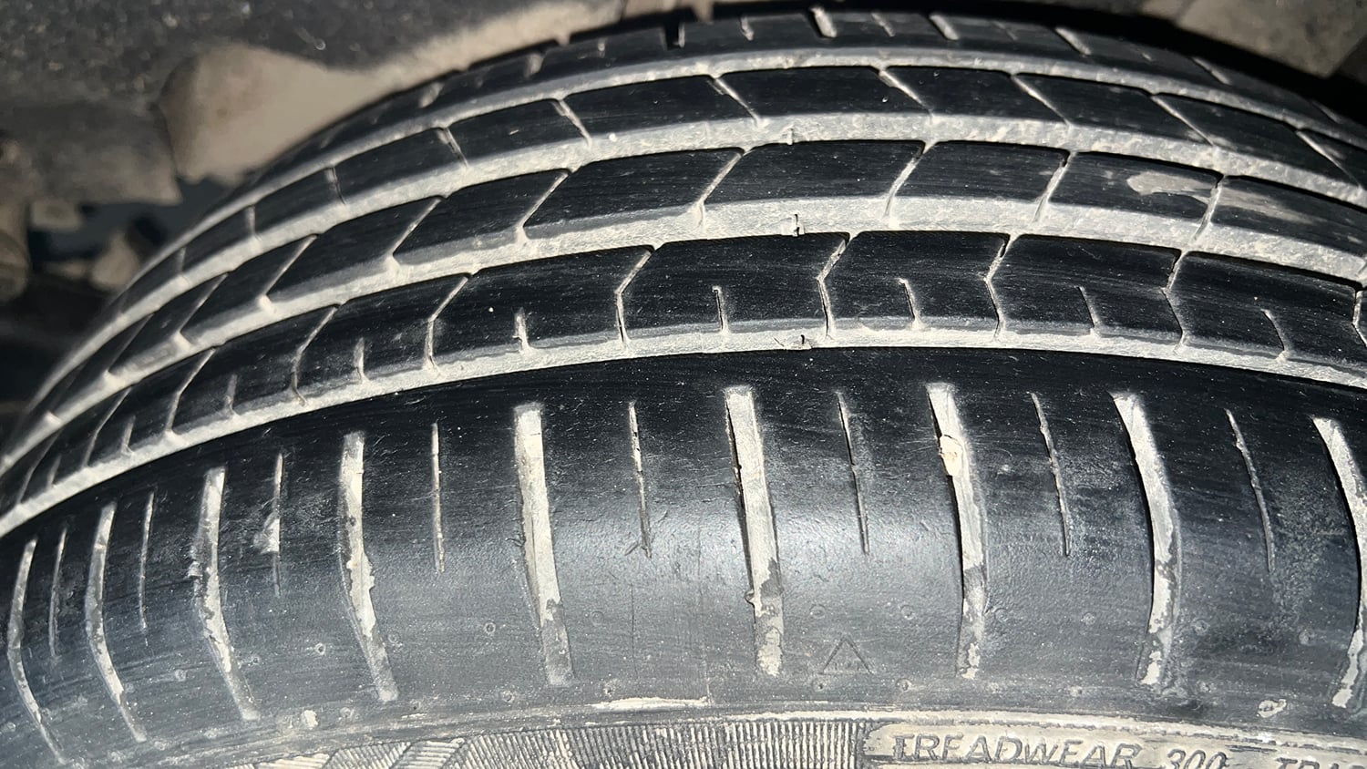 Used 2021 Maruti Suzuki Baleno Zeta Petrol Manual tyres LEFT REAR TYRE TREAD VIEW