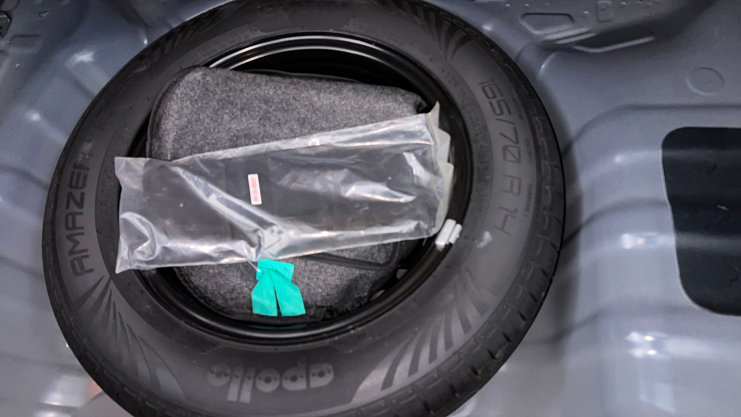 Used 2025 Hyundai Grand i10 Nios Sportz (O) 1.2 Kappa VTVT Petrol Manual tyres SPARE TYRE VIEW